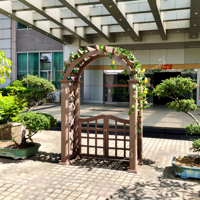Arcu Pergola cù a porta